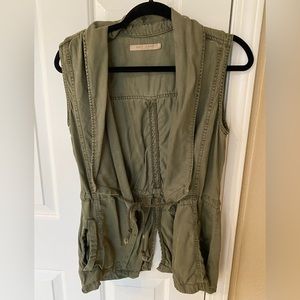 Green vest, Max Jeans